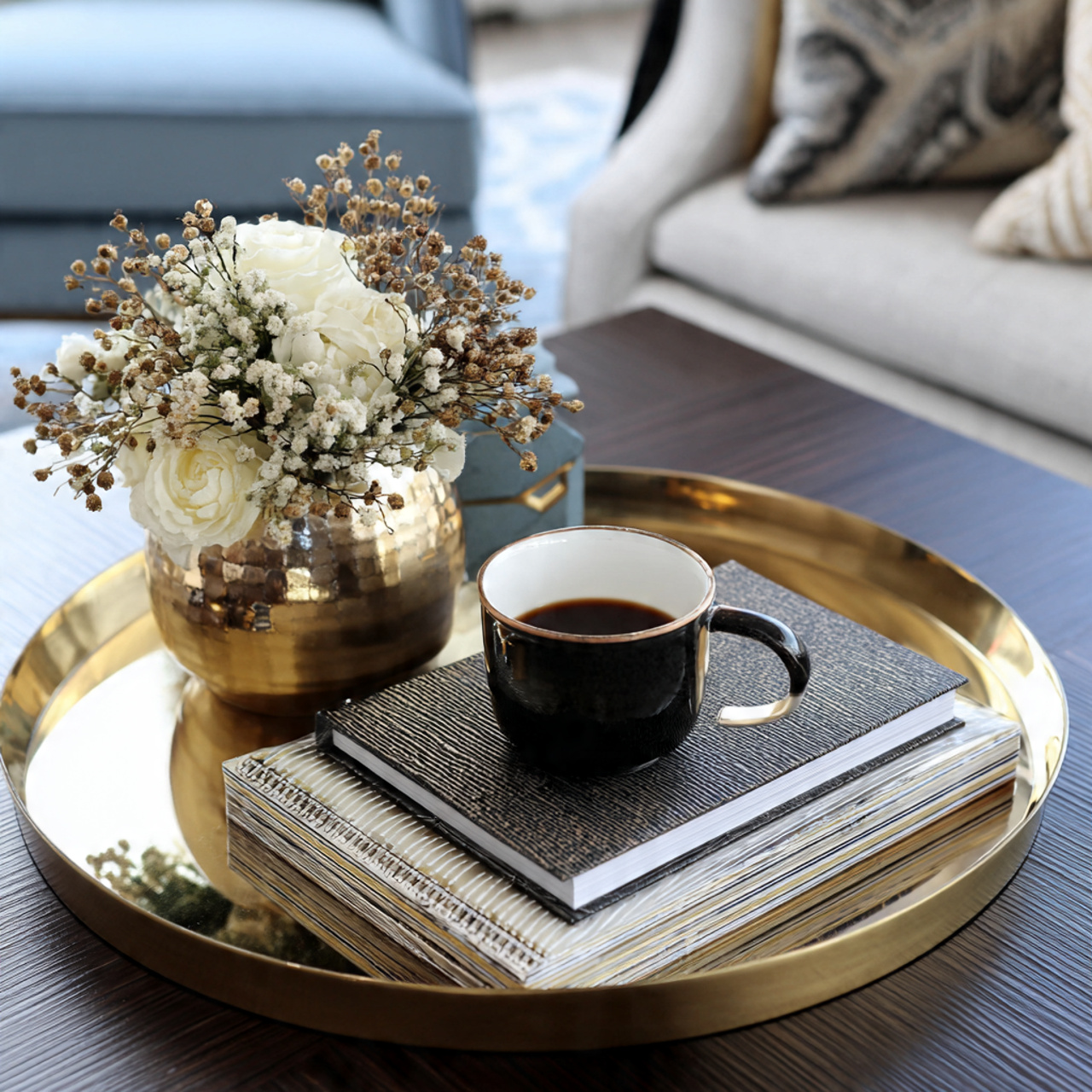 14 Genius Coffee Table Styling Ideas That Fix Empty Spaces 1 coffee table style