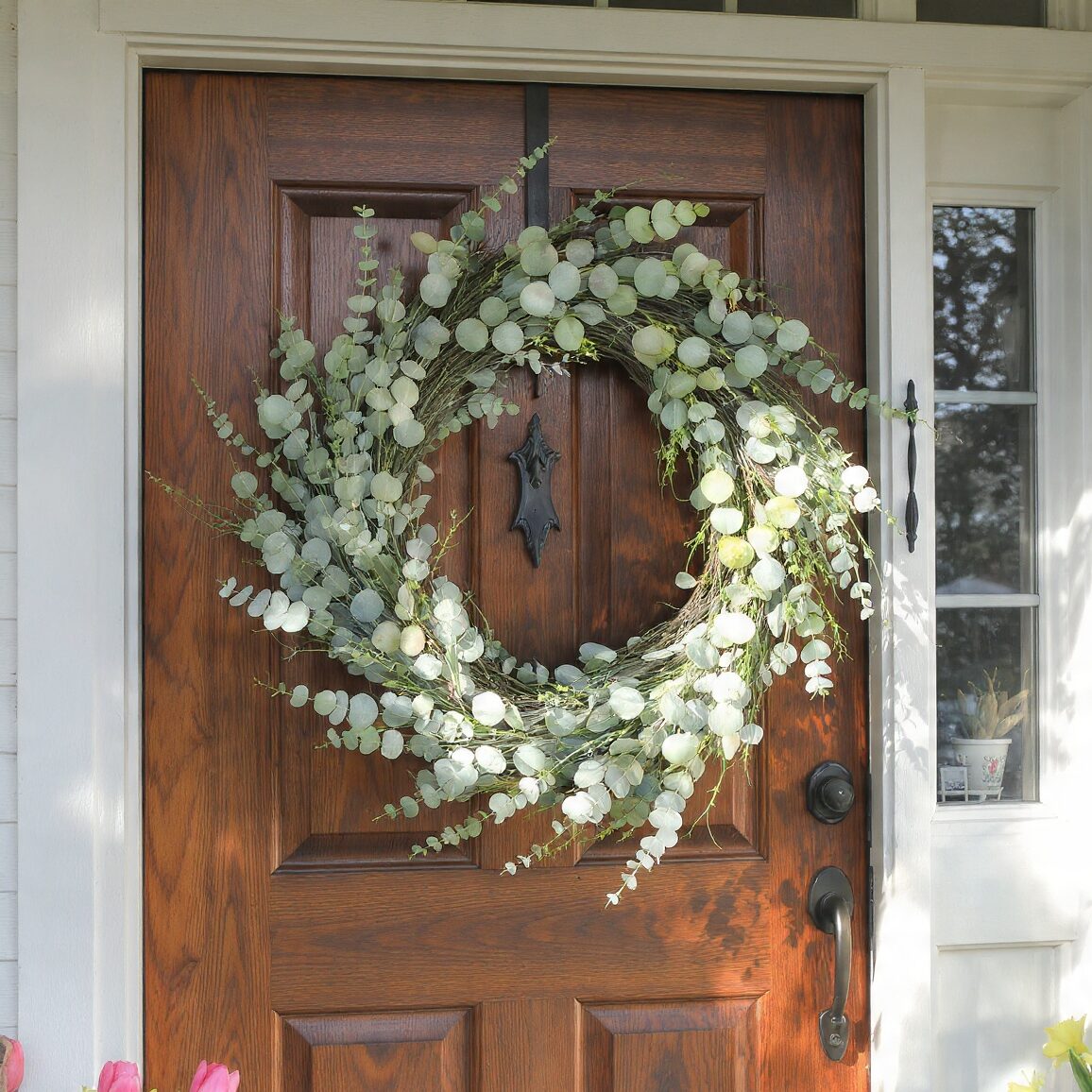 17 Brilliant Door Decorations for Every Season and Holiday 7 Door Decorations