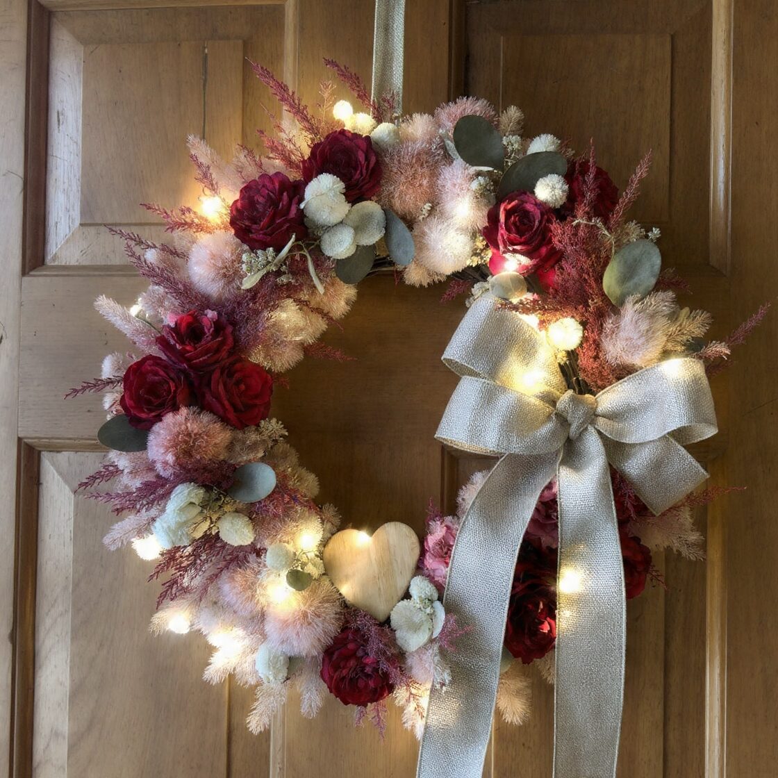 17 Brilliant Door Decorations for Every Season and Holiday 6 Door Decorations